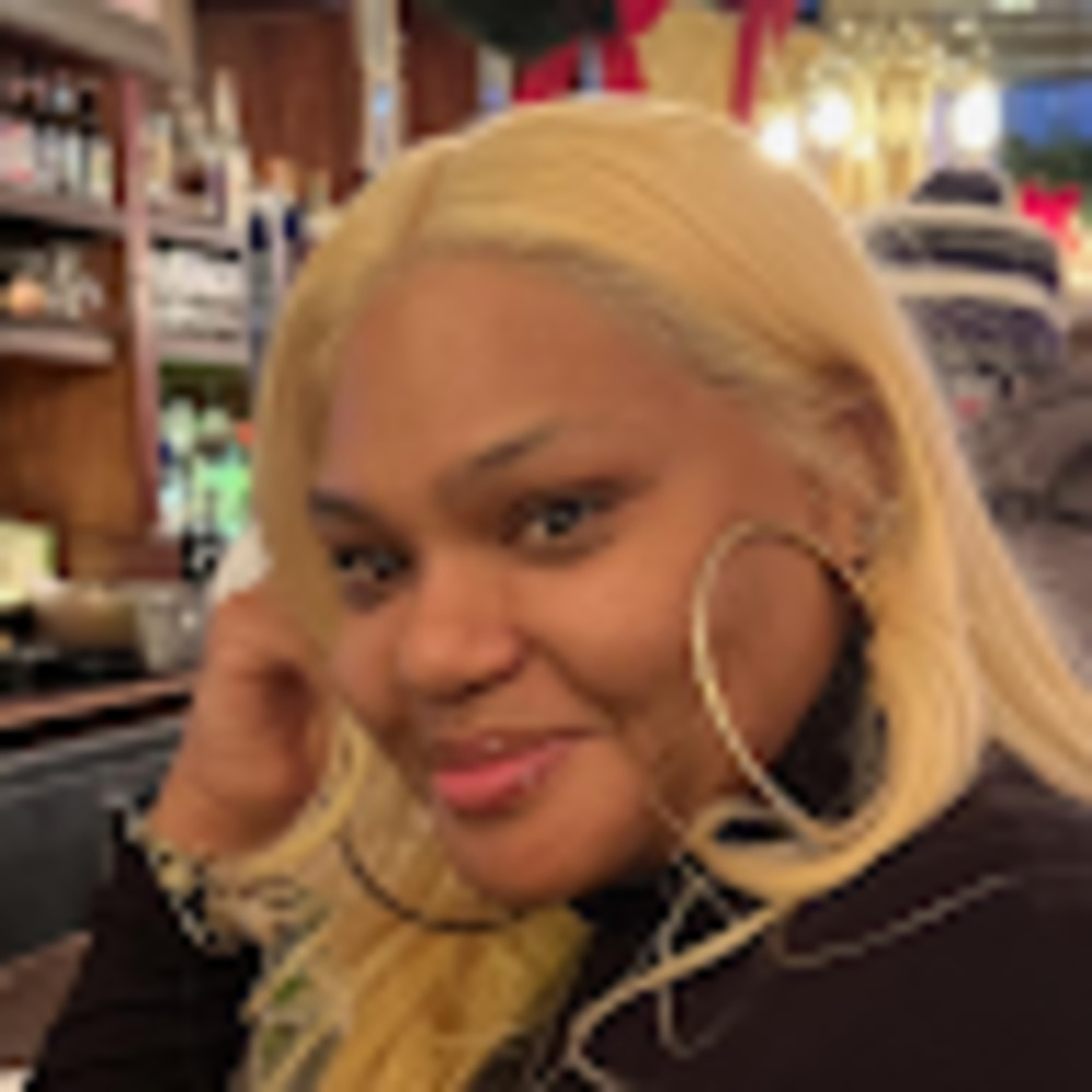 Meet your Posher, Dana-simone